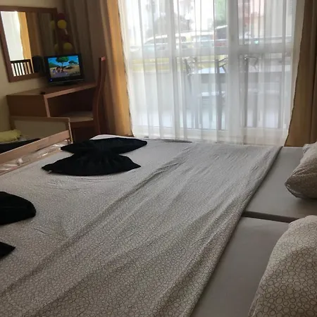 Plaza Hotel Slantschew brjag