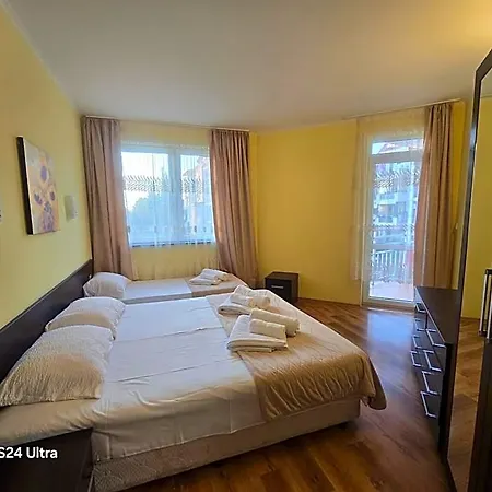 Plaza Otel 4*